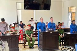 Vợ chồng hờ c&ugrave;ng tổ chức sử dụng, mua b&aacute;n ma t&uacute;y