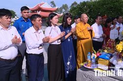 X&atilde; Quảng Ninh d&acirc;ng hoa, d&acirc;ng hương, cầu si&ecirc;u tưởng niệm c&aacute;c Anh h&ugrave;ng liệt sỹ