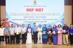 An Giang họp mặt kỷ niệm 97 năm Ng&agrave;y th&agrave;nh lập C&ocirc;ng đo&agrave;n Việt Nam