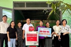 Bàn giao nhà tình nghĩa cho nạn nhân chất độc da cam ở phường Hội An Tây