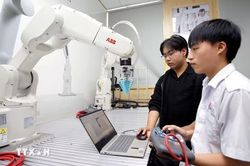 Lần đầu tiên quy định thống nhất về sử dụng tài nguyên giáo dục mở đại học