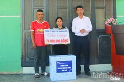 C&ocirc;ng ty Điện lực Kh&aacute;nh H&ograve;a b&agrave;n giao nh&agrave; Đại đo&agrave;n kết tại x&atilde; B&aacute;c &Aacute;i