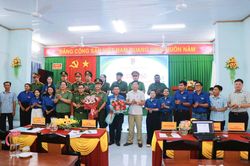 Ra mắt mô hình 'Đội Thanh niên xung kích vì Nhân dân phục vụ' xã Công Hải