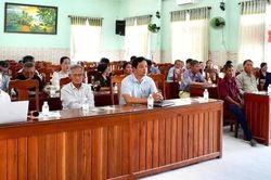 Xã Vạn Thắng hướng dẫn phòng, chống dịch bệnh trên gia súc, gia cầm