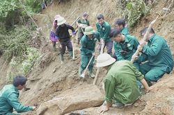 Khẩn trương khắc phục những công trình thủy lợi sau mưa lũ