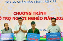 Tòa án nhân dân tỉnh Lào Cai hỗ trợ hơn 330 triệu đồng cho hộ nghèo 3 xã Phong Dụ Thượng, Chiềng Ken và Tả Phìn
