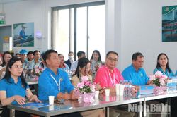 Liên đoàn Lao động tỉnh tổ chức 'Bữa cơm Công đoàn' và tặng quà đoàn viên, người lao động có hoàn cảnh khó khăn