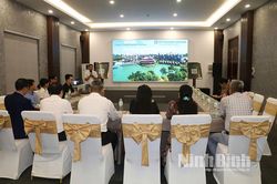 Hiệp hội Du lịch Ninh B&igrave;nh khảo s&aacute;t m&ocirc; h&igrave;nh ứng dụng AI trong quản l&yacute;, vận h&agrave;nh du lịch