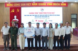 'H&agrave;nh tr&igrave;nh tri &acirc;n' của Hội Nh&agrave; b&aacute;o Việt Nam tại tỉnh Quảng Trị