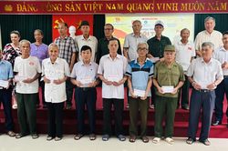 Chương trình 'Tuổi trẻ tiếp bước bản hùng ca bất tử' tri ân người có công