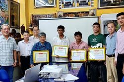 Khen thưởng vận động viên người khuyết tật đạt thành tích cao tại Giải vô địch quốc gia