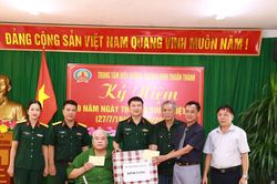 Những ngọn nến tri &acirc;n