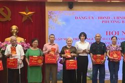 Tri &acirc;n thương binh, liệt sĩ bằng nghĩa t&igrave;nh v&agrave; tr&aacute;ch nhiệm
