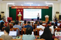 Tập huấn chuyển đổi số trong t&aacute;c nghiệp b&aacute;o ch&iacute;