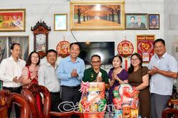 Tri &acirc;n gia đ&igrave;nh ch&iacute;nh s&aacute;ch nh&acirc;n Ng&agrave;y Thương binh - Liệt sĩ