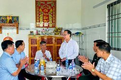 Tri &acirc;n gia đ&igrave;nh ch&iacute;nh s&aacute;ch nh&acirc;n Ng&agrave;y Thương binh - Liệt sĩ