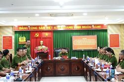Trường Cao đẳng Cảnh s&aacute;t nh&acirc;n d&acirc;n II: Tọa đ&agrave;m g&oacute;p &yacute; đối với c&aacute;c dự &aacute;n luật v&agrave; nghị quyết của Quốc hội do Bộ C&ocirc;ng an chủ tr&igrave; soạn thảo