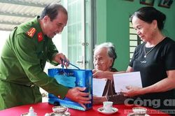 Công an TPHCM: Nhiều hoạt động tri ân ý nghĩa, thiết thực nhân ngày Thương binh - Liệt sĩ