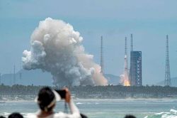 Trung Quốc thu hồi thành công tên lửa, áp sát cuộc đua công nghệ với SpaceX