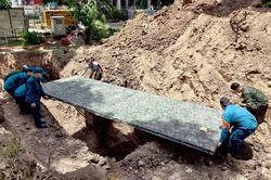 Phát hiện 3 bộ hài cốt tập thể, 1 hài cốt đơn tại hố chôn mới ở CV Lê Thị Riêng