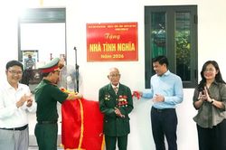 Chương Mỹ khánh thành nhà tình nghĩa tặng thương binh dịp 27-7
