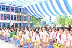 Điều chuyển và sắp xếp hơn 20.000 hiệu trưởng, hiệu phó