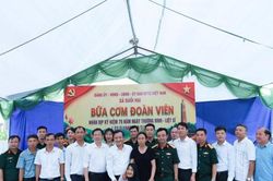 'Bữa cơm đoàn viên' lan tỏa đạo lý 'Uống nước nhớ nguồn' ở xã Suối Hai