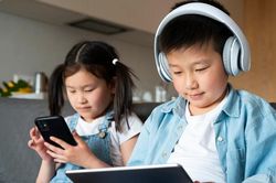 'Tấm chiếu từng trải' teen Úc đã tham gia đạo luật cấm mạng xã hội với teen dưới 16 tuổi