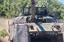 Xe tăng T-72B3A lắp hệ thống phòng vệ Arena-M vẫn không thể chống lại UAV cảm tử