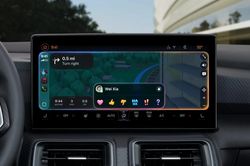 Ford bắt tay Apple, 'nghỉ chơi' Google Maps