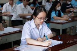Chi tiết giá sách giáo khoa 2026