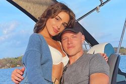 Olivia Culpo mang thai với chồng cầu thủ