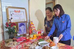 Từ mâm cơm gắn kết đến bữa cơm tri ân