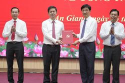 Đồng chí Lê Quang Tùng giữ chức Bí thư Tỉnh ủy An Giang