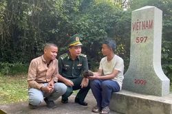 [Video] Tiếp nhận thông tin về vị trí nghi mộ tập thể liệt sĩ ở biên giới tỉnh Quảng Trị