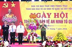 Bộ trưởng Lương Tam Quang dự Ngày hội toàn dân bảo vệ an ninh Tổ quốc tại tỉnh Hưng Yên