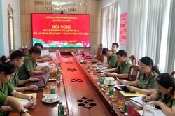 Cụm Thi đua số 10 Công an TP sơ kết phong trào thi đua Vì an ninh Tổ quốc 6 tháng đầu năm 2026