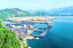 Huế thúc tiến độ các dự án cảng và logistics tại Chân Mây