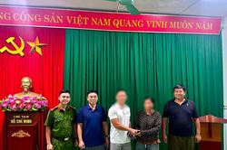 Chuyển nhầm hơn 2 tỉ đồng, người phụ nữ ở Phú Thọ trả lại toàn bộ