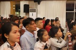 Tôn vinh những mái ấm gìn giữ giá trị gia đình Việt