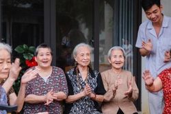 Thách thức không đến từ tuổi già