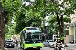 Giao thông công cộng - 'chìa khóa' của vùng phát thải thấp