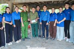 Tháng Bảy ấm áp những bữa cơm tri ân của tuổi trẻ Nghệ An