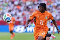Từ chối Real Madrid, Leipzig 'hét' giá 130 triệu euro cho Yan Diomande
