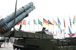 Giây phút FPV Ukraine lao vào xe tên lửa trị giá 50 triệu USD của Nga