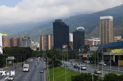Venezuela v&agrave; Peru kh&ocirc;i phục quan hệ ngoại giao song phương