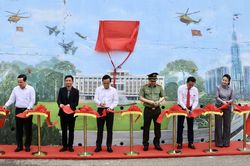 Khánh thành công trình bích họa 'Việt Nam tươi đẹp' tại Côn Đảo