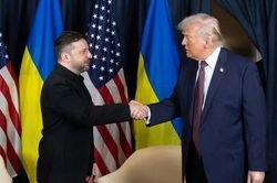 Ông Zelensky khẳng định sẵn sàng ký thỏa thuận hòa bình tại Nhà Trắng hoặc Mar-a-Lago