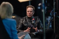 Elon Musk và loạt dự báo chấn động về tương lai nhân loại trong cuộc phỏng vấn 90 phút