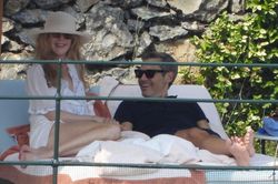 Nicole Kidman lộ ảnh thân thiết bên nam doanh nhân quyền lực